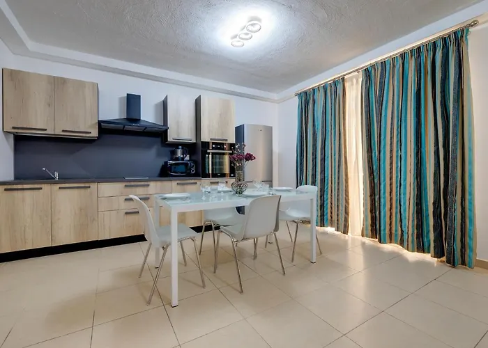 Tigne Suites סליאמה