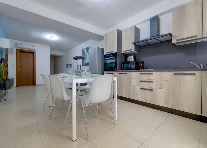 מלון דירות Tigne Suites סליאמה