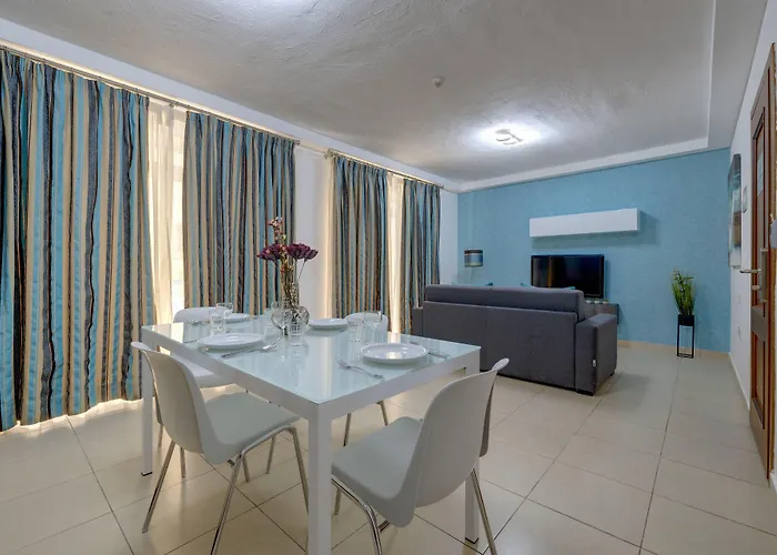 Tigne Suites 4* סליאמה