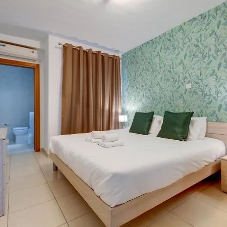 Tigne Suites 4* סליאמה