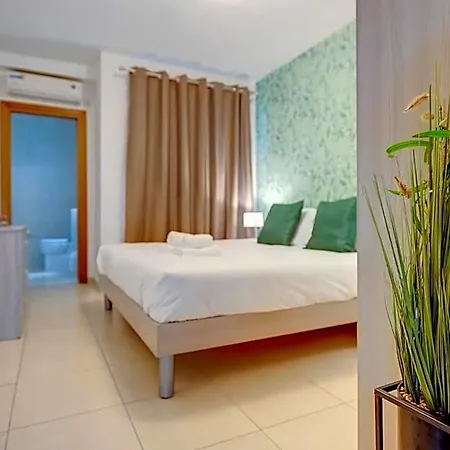 Tigne 4* Слима